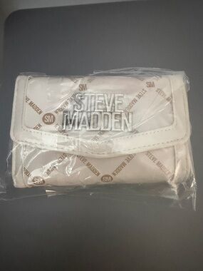 STEVE MADDEN